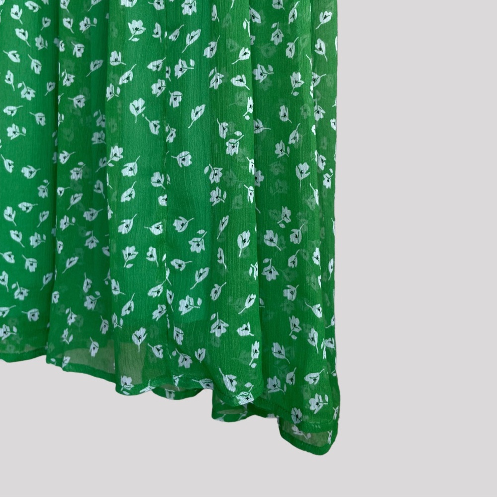 H&M Green & White Does Ditsy Floral Printed Long Sleeve Flowy Chiffon Maxi Dress - Picture 5 of 10